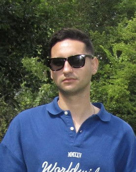 Mariano Ramón Tárraga as Shadow