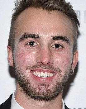 Sean Kelly as Self - Contestant