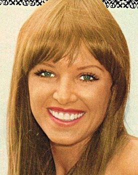 Monika Rohde as Frau Schulz