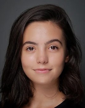 Tuana Naz Tiryaki as 