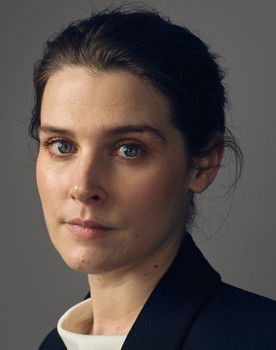 Inga Ibsdotter Lilleaas as Agnes Borg Pettersen