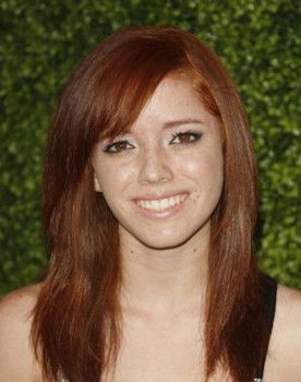 Jolean Wejbe as 2nd Girl (voice)