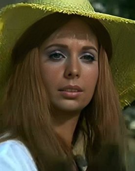 Lynn Endersson as Natalia de Sousa