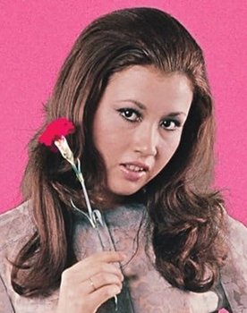 Mari Henmi