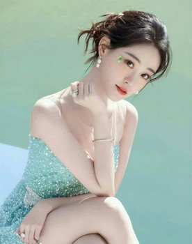 Zhu Xudan as Zhou Xinyan