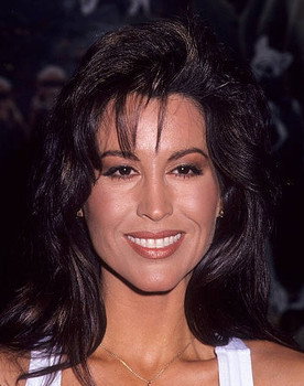 Rachel McLish as Anna