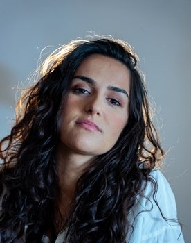 Delia Postigo as Martina