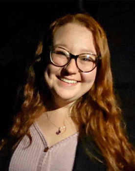 Emily Gasparek as Sister 2