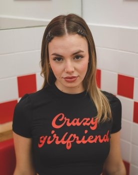 Claudia García Reguilón as Lara