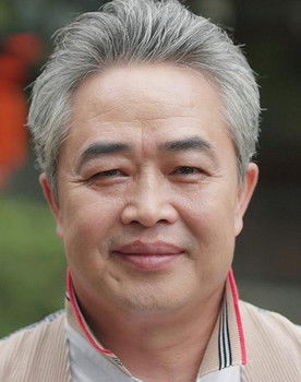 黄汇杰 as Uncle Li / 黎伯