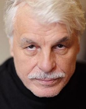 Michele Placido as Silvio Novembre