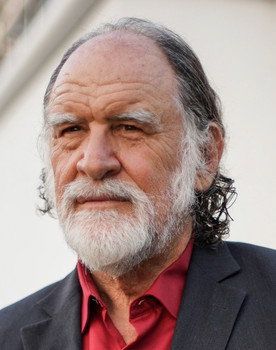 Ivan Katz as Daniel Reed