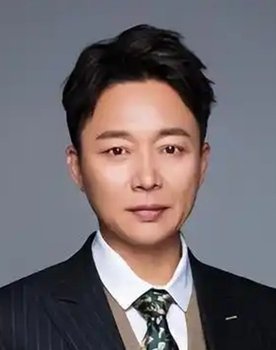 刘奕君