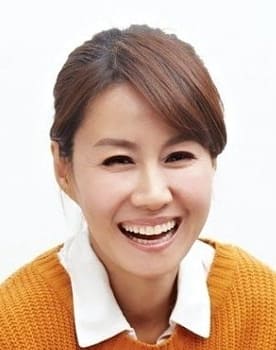 Lee Seung-shin as 