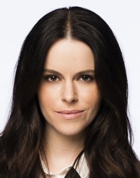 Emily Hampshire Photo