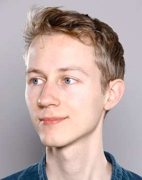 Charlie Shackleton