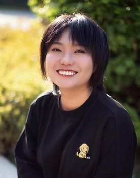 Li Xueqin as 