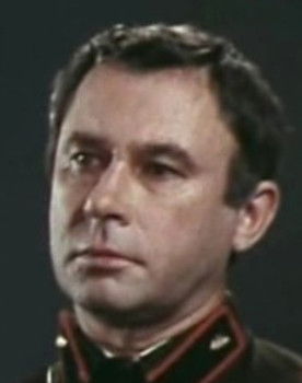 Yuriy Kolychev as Васнецов