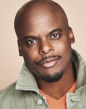 Dexter Bell as Vincent