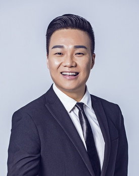 Bai Yu as Mo Qi