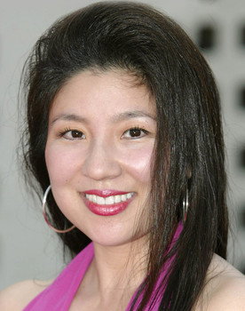 Julia Kato as Kira Finster (voice)