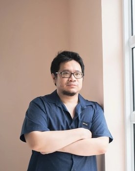 Graiwoot Chulphongsathorn as Self