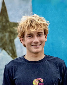 Timo Simmers as Himself