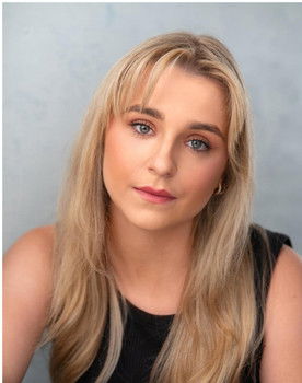 Isabelle Clare as Grace