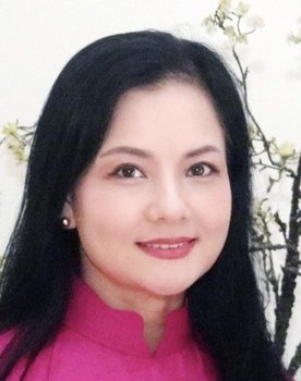 Thu Quế as The Tai old man's wife