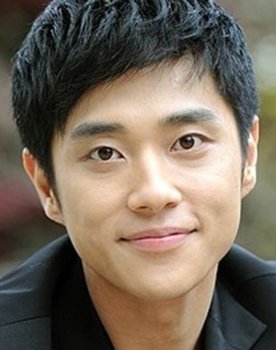 Seo Woo-jin as King Sook-Jong
