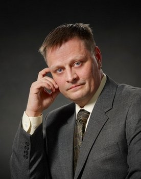 Perttu Pesä as Matti Manninen