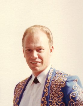 Tom Brumley as steel guitar
