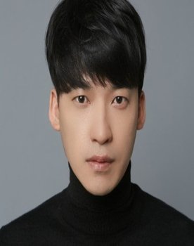 Kim Young Yong as Yeong Min