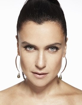 Şevval Sam as Sevgi Ersoy Alabey