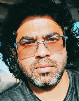 Uss Uppuluri as Doctor Srikanth