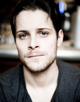 Philip Birnstiel as Stefan Gerner