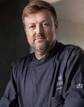 Jesper Koch as Jesper Koch
