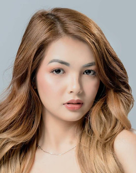 Chloe Garcia as Nicole