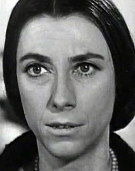 Martine Ferrière as Louise Michel