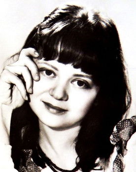 Tatyana Bozhok as Nina Grigoryevna, Teacher