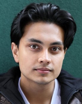 Saksham Sharma as Vijay Rai