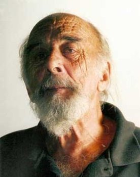 Manuel Oliveira as Él mismo