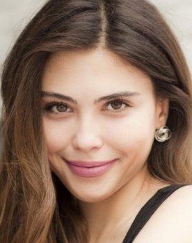 Dilara Aksüyek