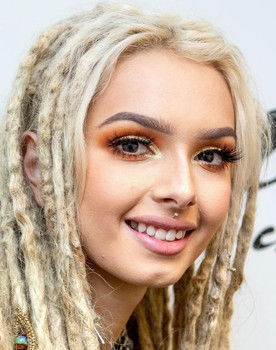 Zhavia