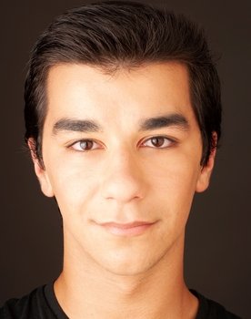 Rafael Balão as Jovem