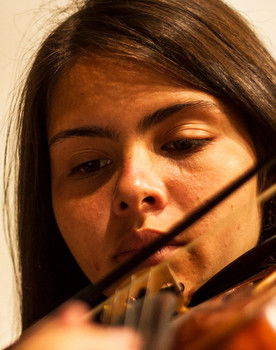 Dissandra Viloria as Self