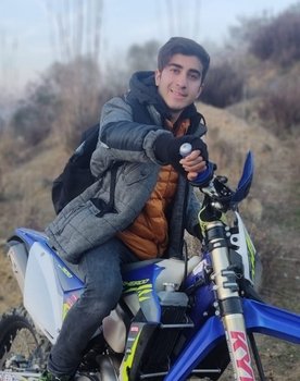 Rezan Aslan as 