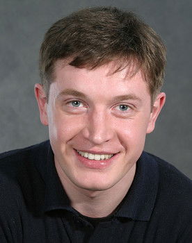 Yuri Kruglov as Tsapnikov