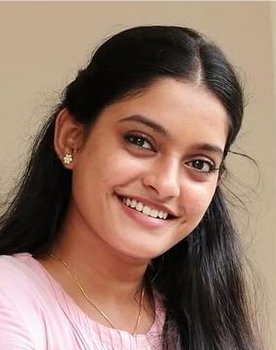 Meenakshi Warrier as Betsy