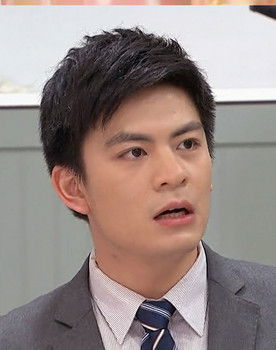 Huang Jian Hao as Angus